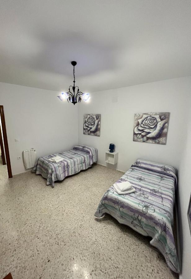 El Rincon De Matias Apartment Segura de Leon ภายนอก รูปภาพ